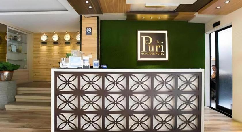 Life Puri Hotel Surabaya Gubeng Esterno foto